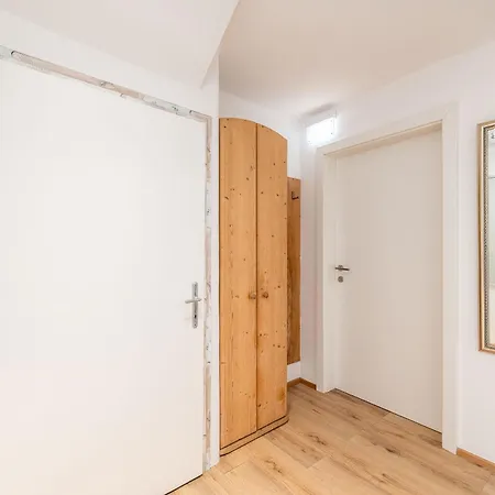 Aparthaus - By Mynests Lägenhet Haus im Ennstal