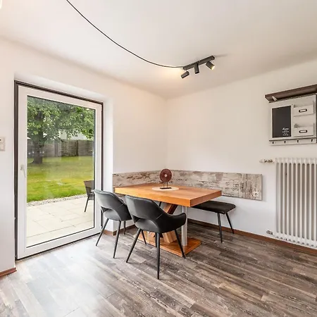 Aparthaus - By Mynests Διαμέρισμα *