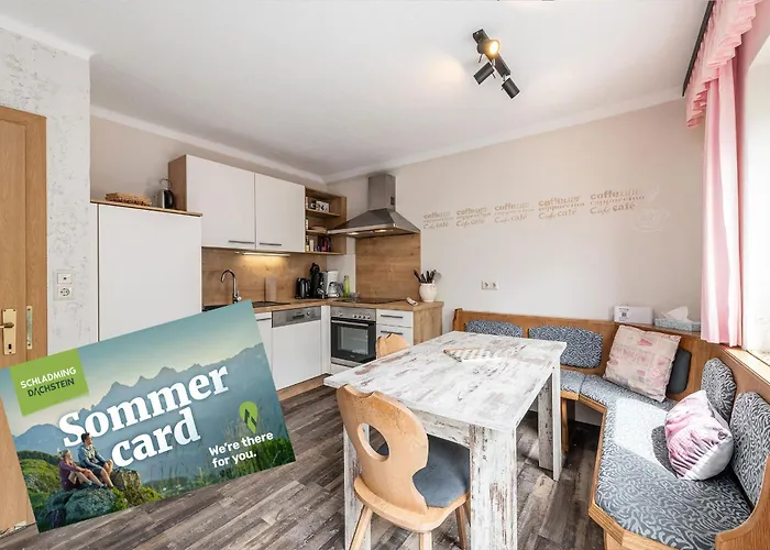 Aparthaus - By Mynests Apartmán Haus im Ennstal