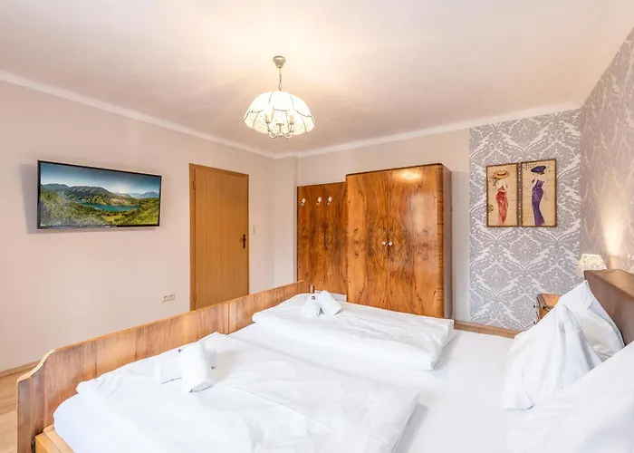 Aparthaus - By Mynests Apartmán