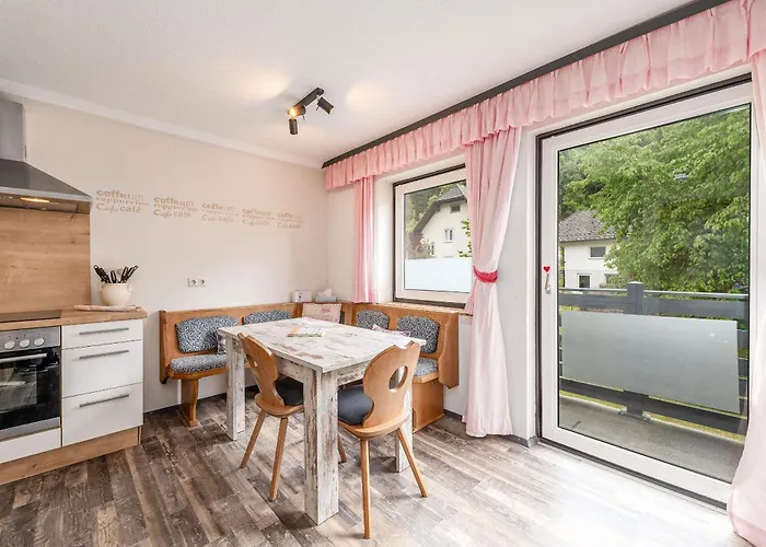 Aparthaus - By Mynests 公寓 *