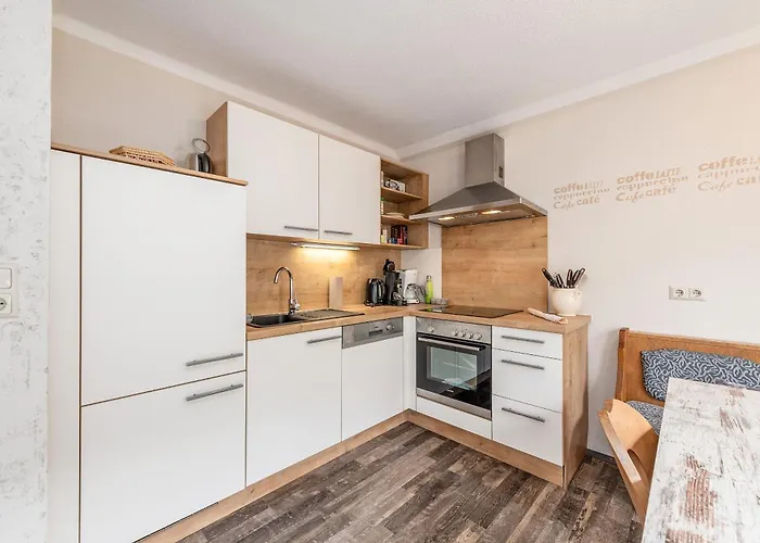 Aparthaus - By Mynests Apartmán Haus im Ennstal