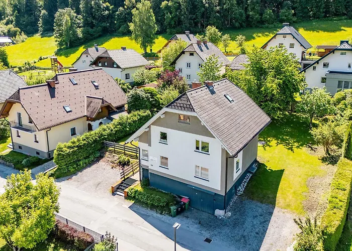 Apartmán Aparthaus - By Mynests *